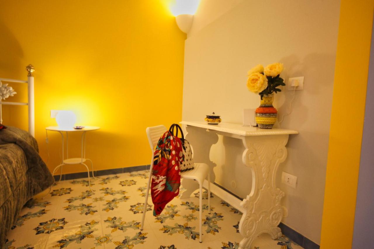 Domus Vilu Bed & Breakfast Nocera Superiore Exterior foto