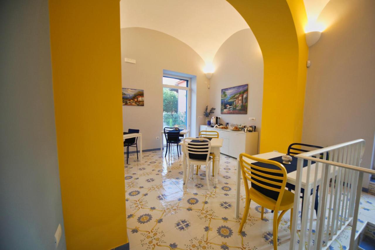 Domus Vilu Bed & Breakfast Nocera Superiore Exterior foto