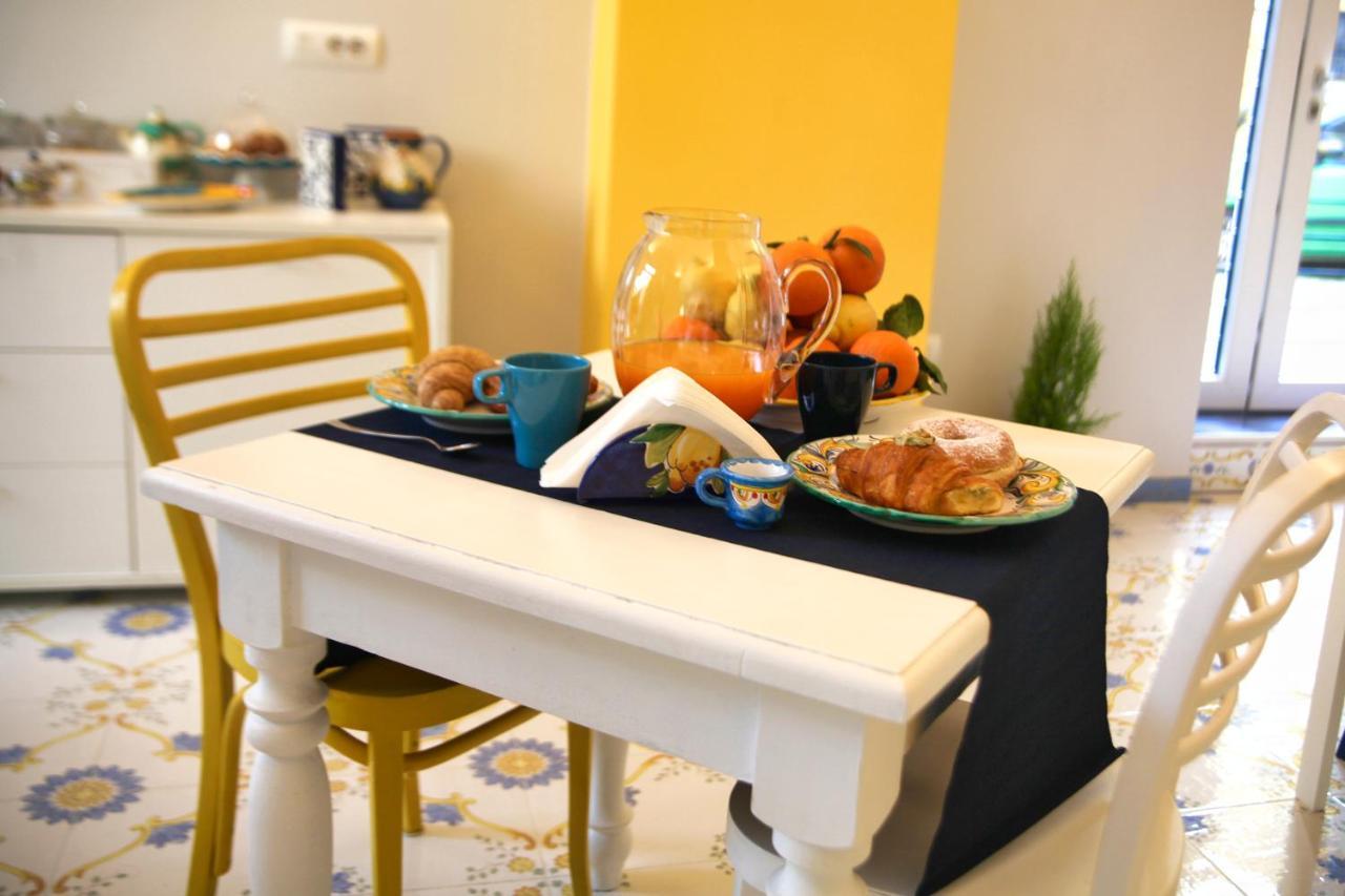 Domus Vilu Bed & Breakfast Nocera Superiore Exterior foto