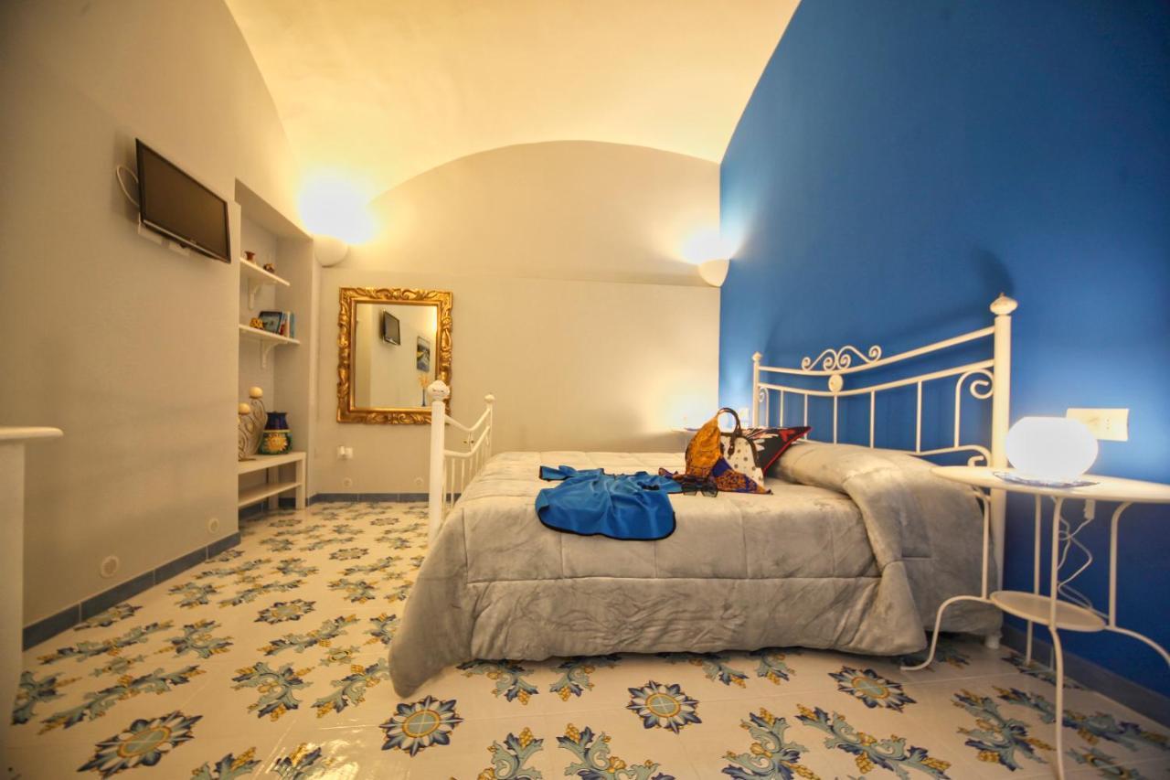 Domus Vilu Bed & Breakfast Nocera Superiore Exterior foto
