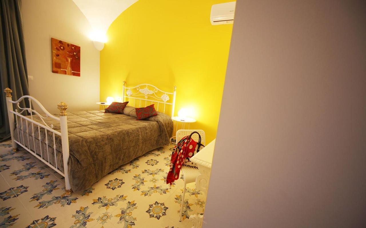 Domus Vilu Bed & Breakfast Nocera Superiore Exterior foto